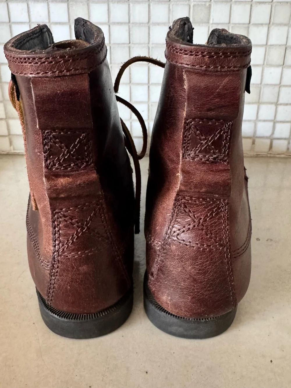 Eastland Vintage Seneca Leather Boots High Laces Women’s 7.5 Dark Brown Preppy